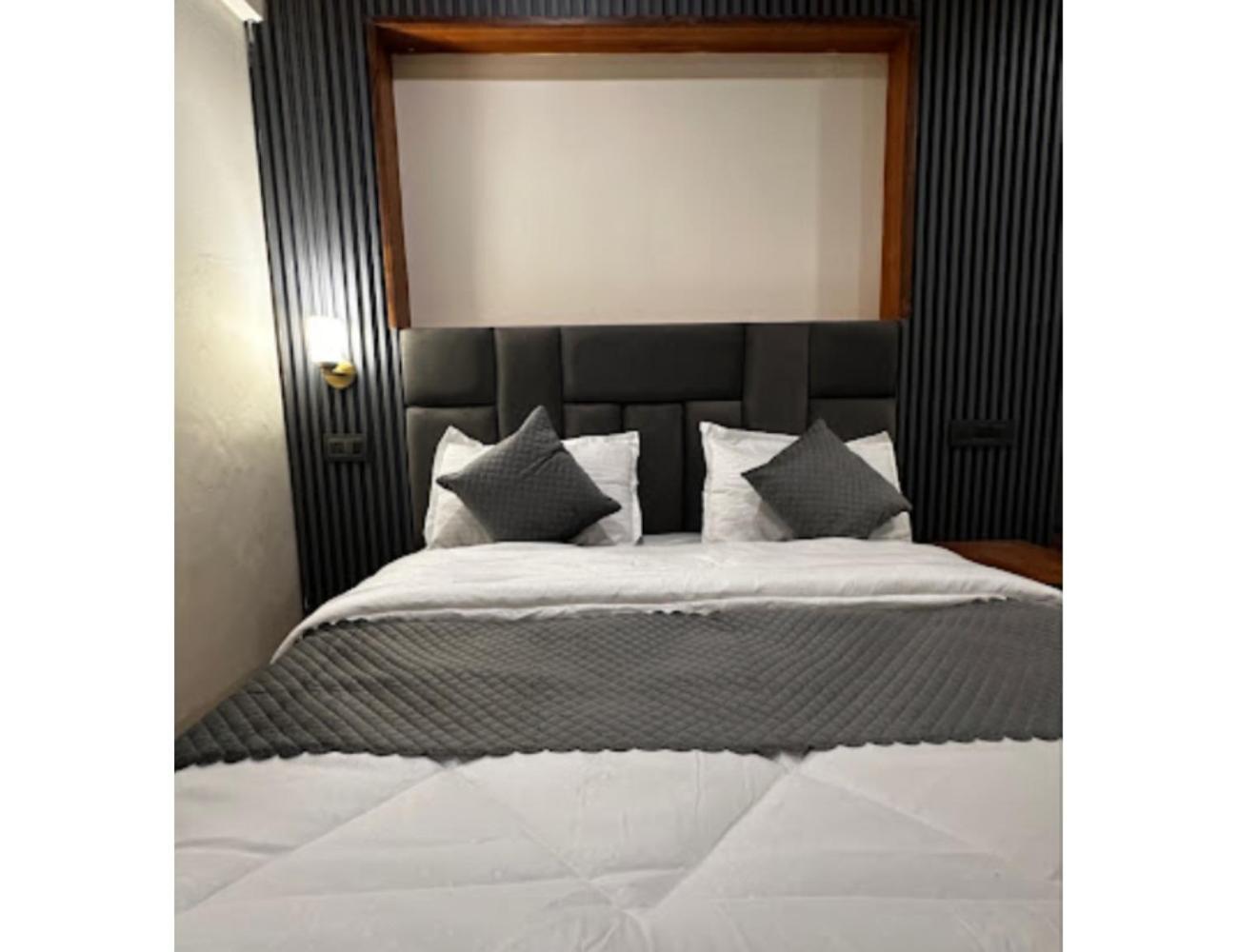 Dayal Guest House, Badrinath Ngoại thất bức ảnh